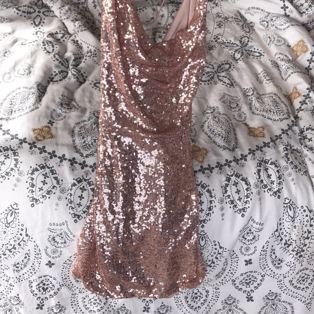 SPARKLY OPEN BACK MINI DRESS WITH SIDE SLITS
